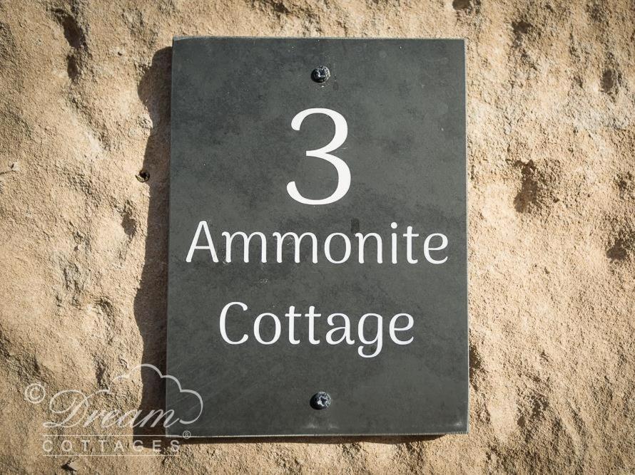 Ammonite Cottage Portland Exterior foto